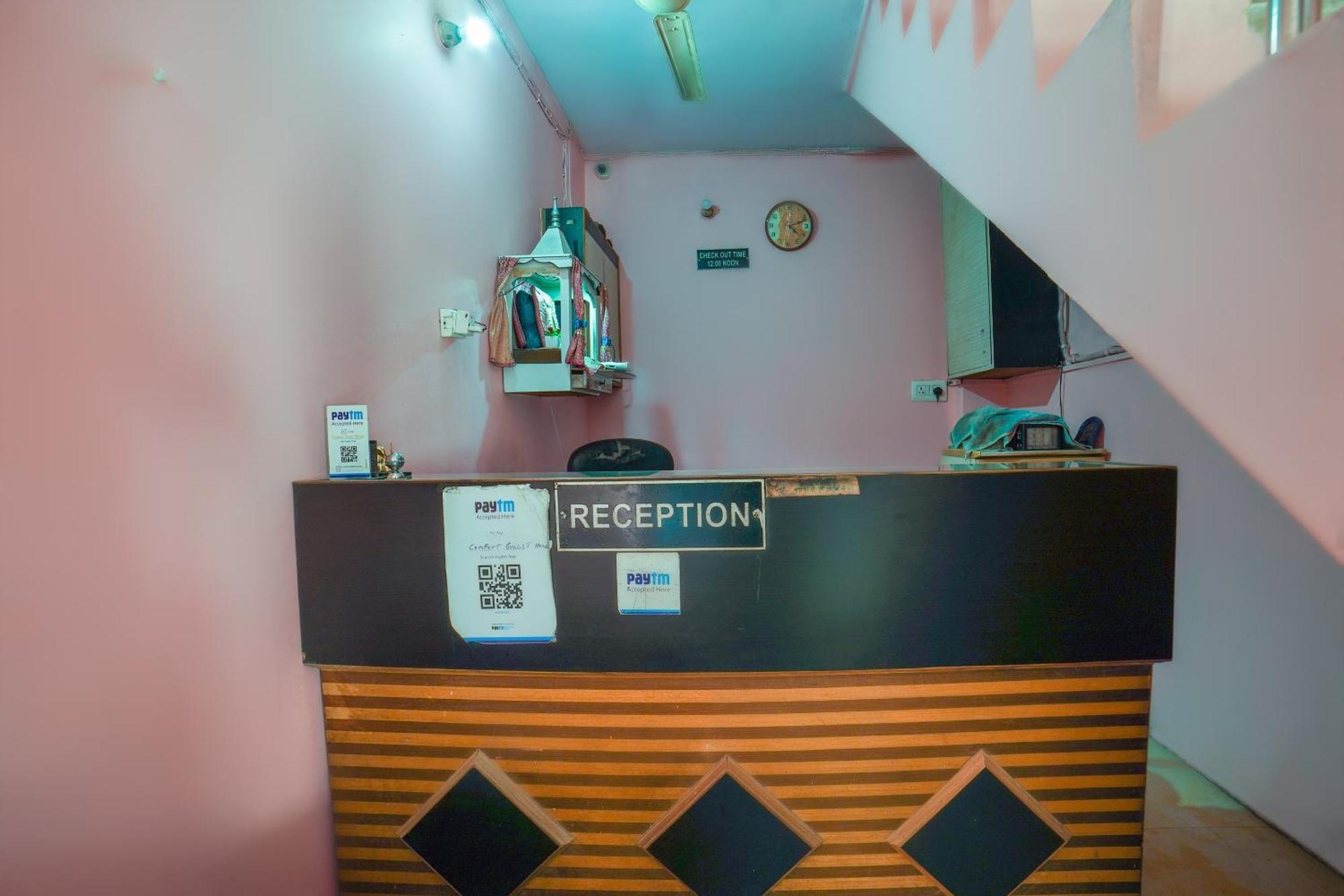 Spot On Komfort Guest House Rudrapur Exterior foto